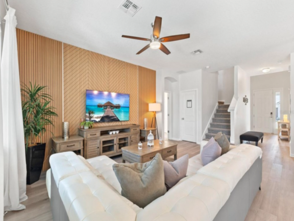 Luxury 8_bedroom Orlando Retreat - Perfect for Family Gatherings